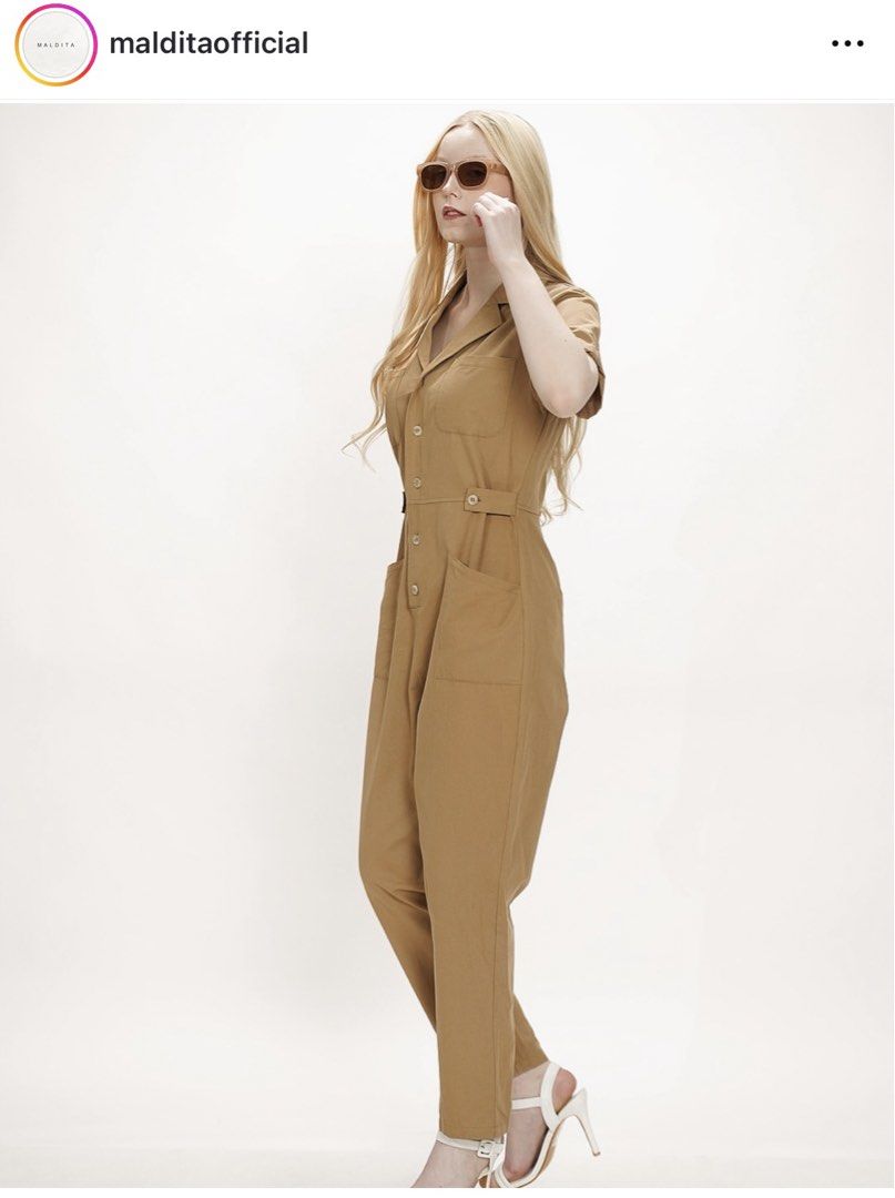 MALDITA Flare Jumpsuit (Category: Jumpsuits) located in Pasig City. Submitted by justdeclutter_777 (Listing ID 1434055097, Image 2). Description: Maldita Flare Jumpsuit Size: Medium *used once for photoshoot.