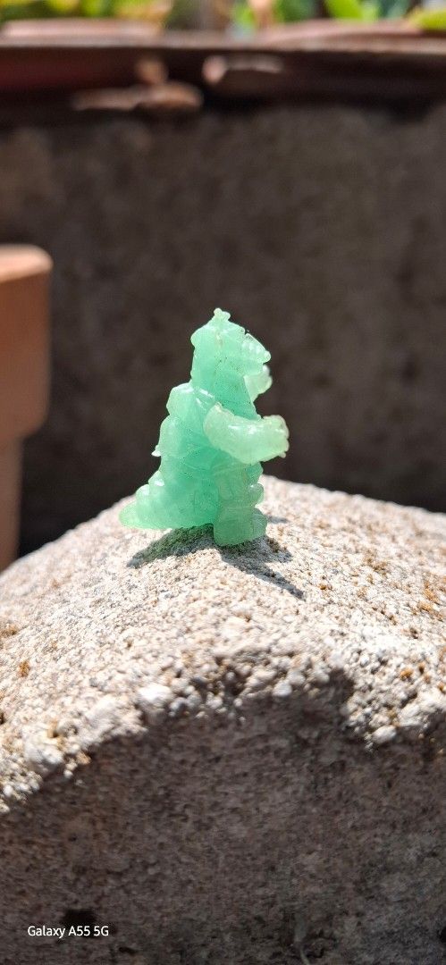 Mecha Godzilla Collectible Figure (Category: Figurines & Statues) located in Valenzuela. Submitted by winssian (Listing ID 1433995770, Image 2). Description: displayed only translucent green ver. rare variant mecha Godzilla pagoda included.