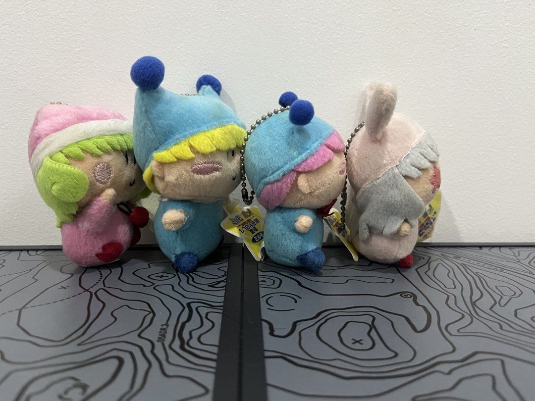 Mirumo Mirmo De Pon Mascot Plush Keychain Set (Category: Plushies & Soft Toys) located in Binan City. Submitted by tring_ (Listing ID 1433998233, Image 2). Description: Mirumo De Pon Mascot Plush Keychain Set Mirumo De Pon Mascot Plush Keychain Length: 10cm Width: 6.5cm (head), 4cm (body) Details: Light dust specks on head, face, and body Crumpled paper tag Clear cloth tag Old ball chain Murumo De Pon Mascot Plush Keychain Length: 8.5cm Width: 6c