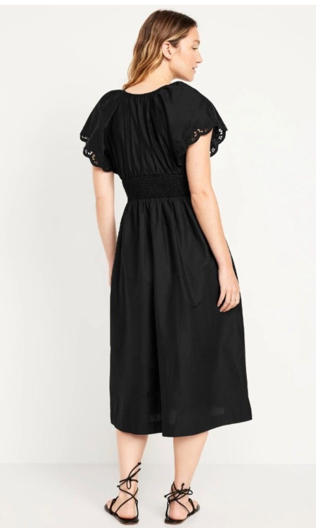 Old Navy Black Midi Dress (Category: Dresses) located in Baguio. Submitted by hersheys3984 (Listing ID 1434172347, Image 2). Description: - Old Navy black midi dress - Medium to large size / good as new - Short sleeves / eyelet sleeve design - smocked waist /with side pockets - 750+ sf / df no cod , no checkout Location : san isidro cainta rizal For pick up nlng if malapit kayo sa san isidro Kayo na po bahala magbook Mop : gcash only Courier : j&