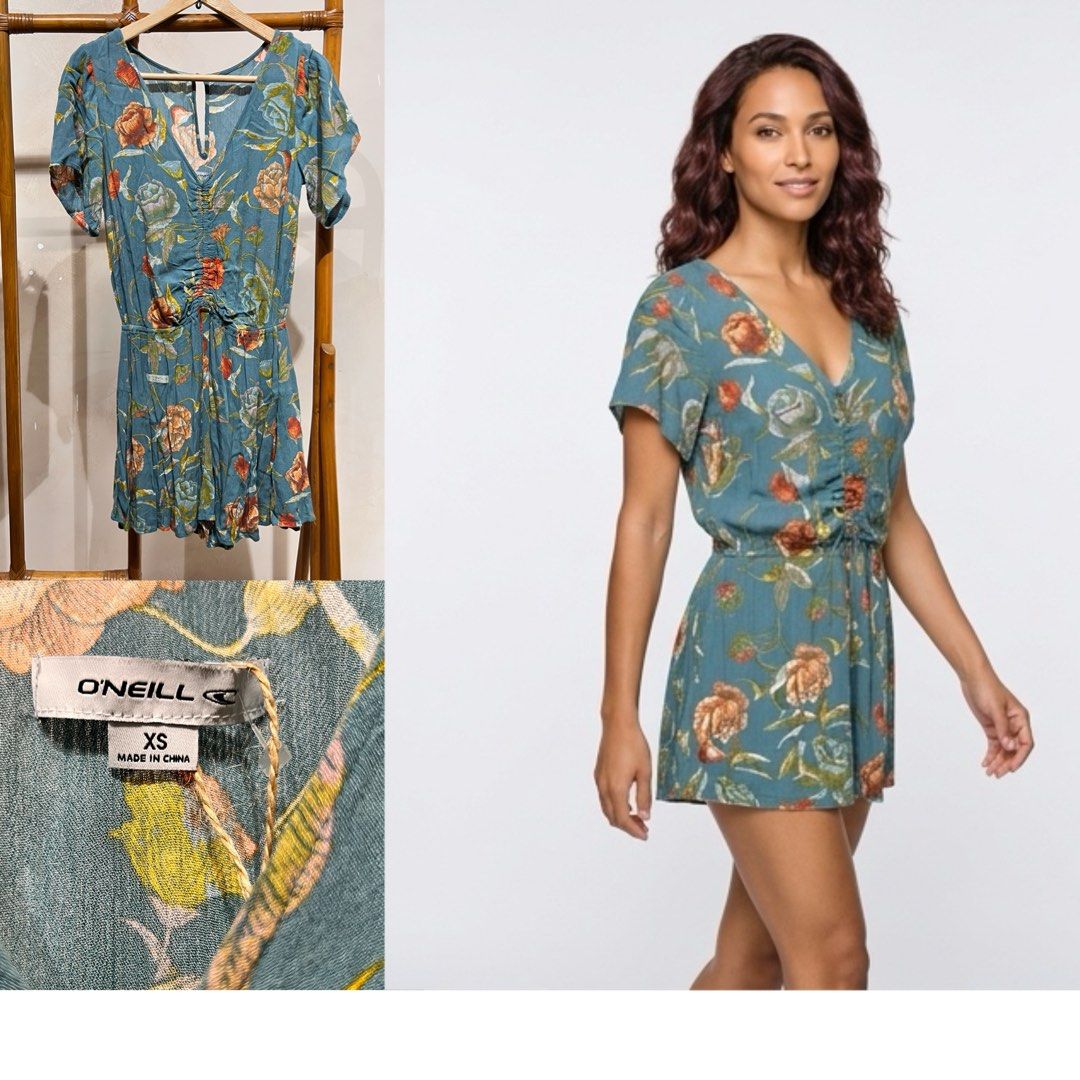 O'Neill Floral Romper XS (Category: Rompers) located in Koronadal. Submitted by kaza.ph (Listing ID 1433997878, Image 1). Description: - O'Neill romper - Teal floral print - Size: XS - V-neckline - Short sleeves - Cinched waist - Made in China.