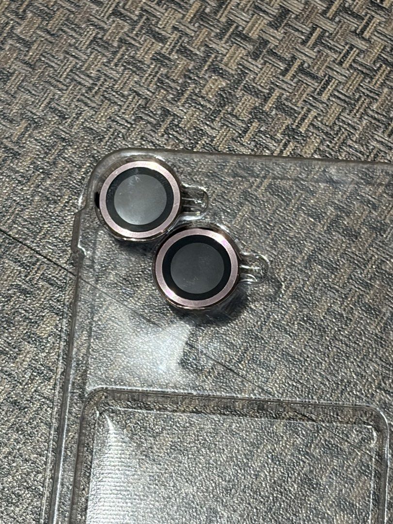 Pink Camera Lens Protective Cover (Category: Cases & Sleeves) located in Navotas City. Submitted by iceee21 (Listing ID 1434122793, Image 1). Description: already have one, this is an extra .
