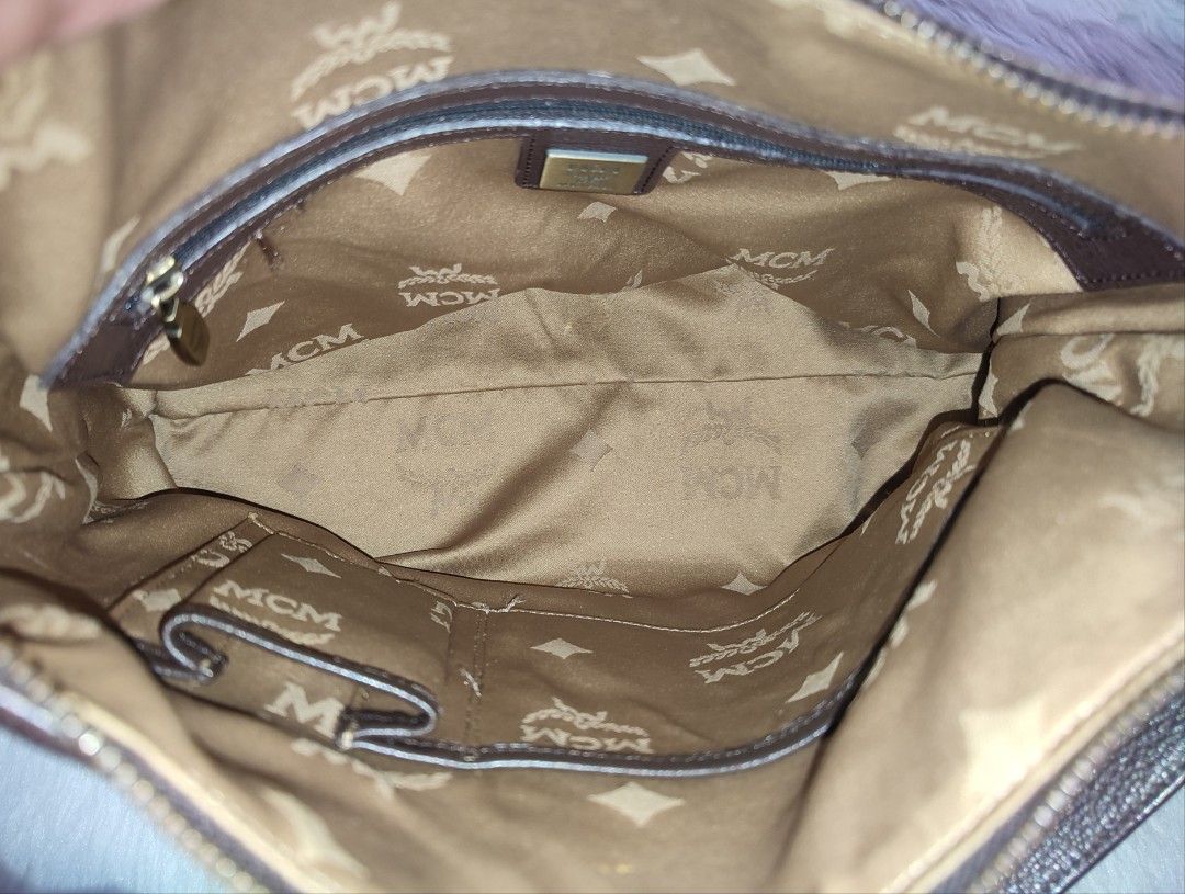 Preloved Authentic MCM Shoulder Bag (Category: Luxury Bags & Wallets) located in Bulacan. Submitted by mandjays (Listing ID 1434135247, Image 3). Description: Good condition. No flaws, signs of usage only. Rfs. Need funds Negotiable!.
