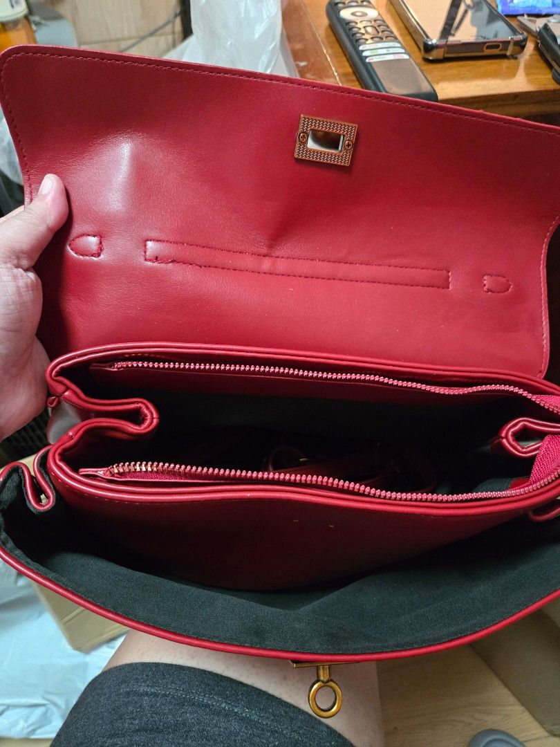 Rodeo bag in Red leather (Category: Shoulder Bags) located in Manila. Submitted by angeliosca53522 (Listing ID 1433979114, Image 2). Description: Balenciaga Rodeo inspired bag in Red soft leather with Bronze hardware never been used.