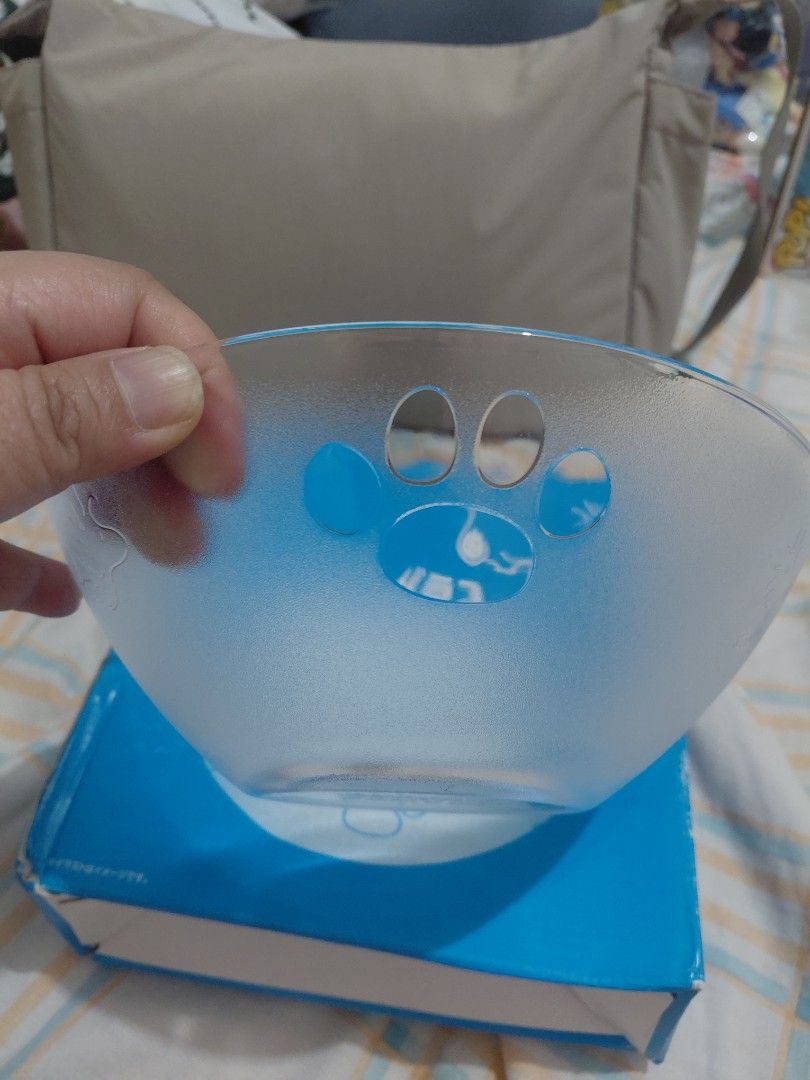 SNOOPY Bowl from Japan (Category: Food Organization & Storage) located in Manila. Submitted by bashamylove0116 (Listing ID 1433999771, Image 3). Description: up for grabs is this adorable SNOOPY bowl GREAT ADDITION TO YOUR SNOOPY COLLECTION.
