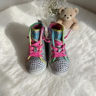 (Category: ) located in . Submitted by cmvoapparel (Listing ID 1434070770, Image 1). Description: .