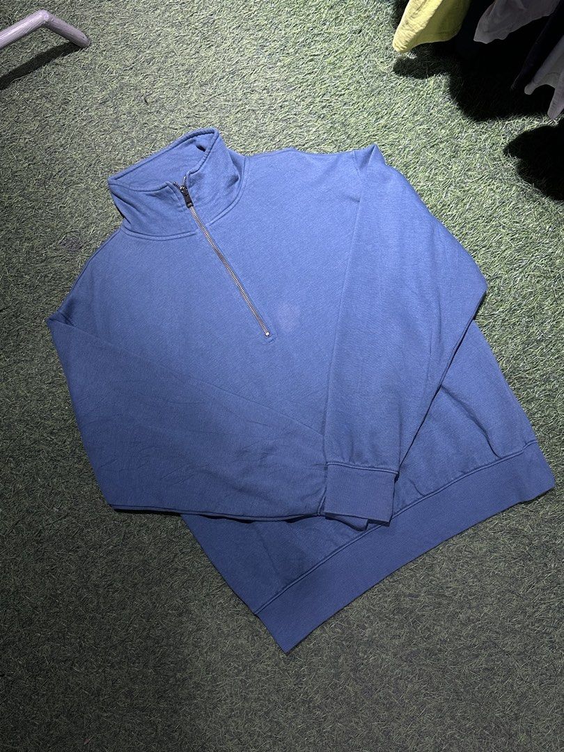 Universal Thread (Category: Others Tops) located in Dasmarinas. Submitted by takuyaenta (Listing ID 1434046500, Image 1). Description: Universal Thread gently used size: S on tag fits M dimes: 19x26.