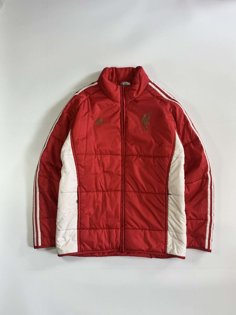 Vintage adidas puffer (Category: Activewear) located in Manila. Submitted by styleandfly191238 (Listing ID 1433991779, Image 1). Description: dimes length 27 width 23 issue none color rate 10/10 complete tags and original better in personal color may vary due to lighting unli vc and vouch to check item dm me for more details.