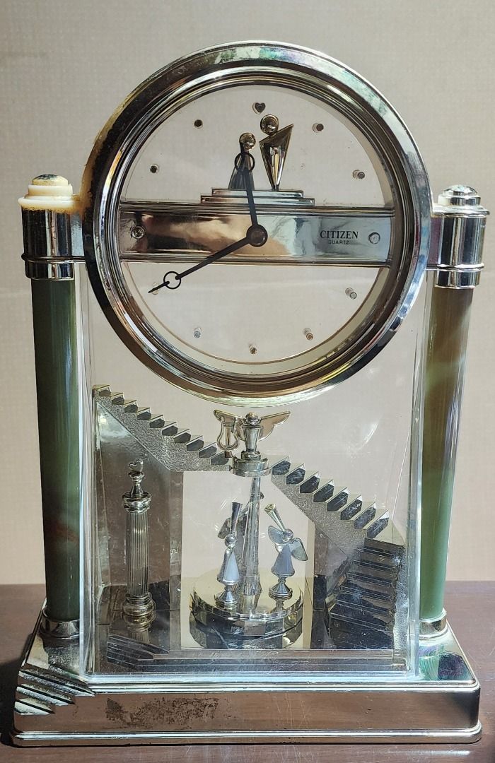 Vintage Citizen Quartz table clock (Category: Clocks) located in Baguio. Submitted by coffeesilvershadow_28 (Listing ID 1434169584, Image 1). Description: - From Japan surplus- With signs of usage and wear - Hindi ko mapagana, malinis pa naman battery compartment nya, kayo na lang po magpaayos - Made in Japan- Battery operated - May chips na ung parang gold frame nya pero parang design na din😅. Sobrang ganda in actual - Please check carefully al
