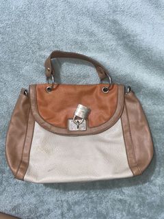 (Category: ) located in . Submitted by fash.ph (Listing ID 1434028887, Image 1). Description: .