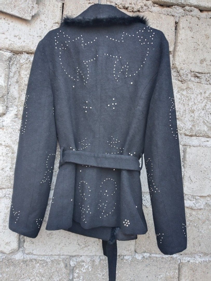 Vintage Wool studded coat jacket with rabbit fur trim (Category: Coats, Jackets and Outerwear) located in Cavite. Submitted by someonefrom2008 (Listing ID 1434097956, Image 2). Description: very pretty, the studded details is amazingg.