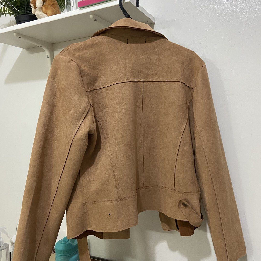 Vivian Suede Biker Jacket (Category: Coats, Jackets and Outerwear) located in Marikina City. Submitted by jellyselection (Listing ID 1434056509, Image 3). Description: thrifted.