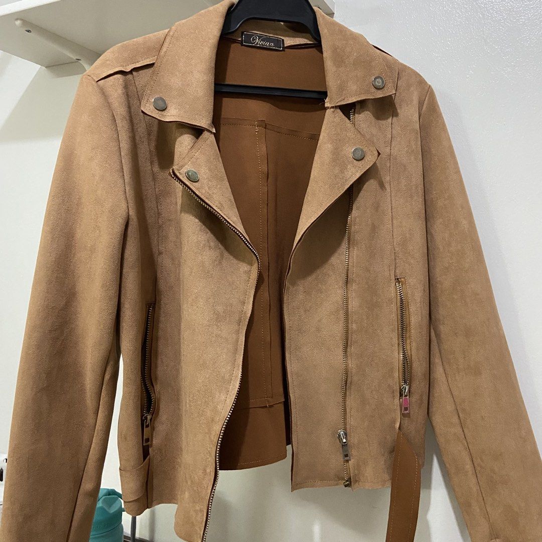 Vivian Suede Biker Jacket (Category: Coats, Jackets and Outerwear) located in Marikina City. Submitted by jellyselection (Listing ID 1434056509, Image 1). Description: thrifted.