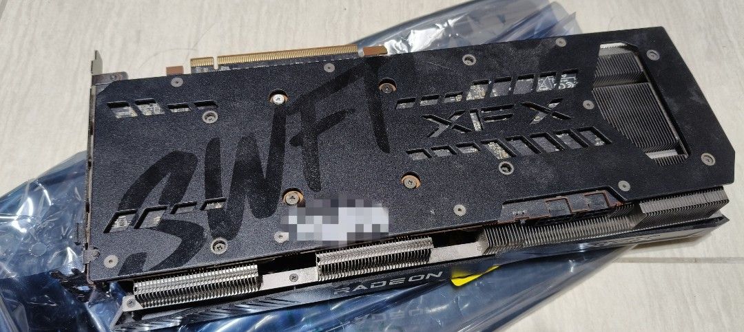 XFX Radeon 6700XT Graphics Card439783376804259841