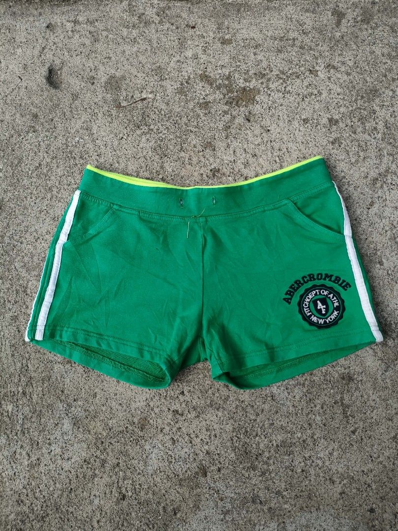 Y2k Abercrombie & Fitch Sweat Short (Category: Shorts) located in Angeles City. Submitted by josefernandez (Listing ID 1434093932, Image 1). Description: Y2k Abercrombie & Fitch Sweat Short Color May Vary Due To Lighting Mode of Payment: Gcash Jnt Courier Dm For More Info 📥📥📥.