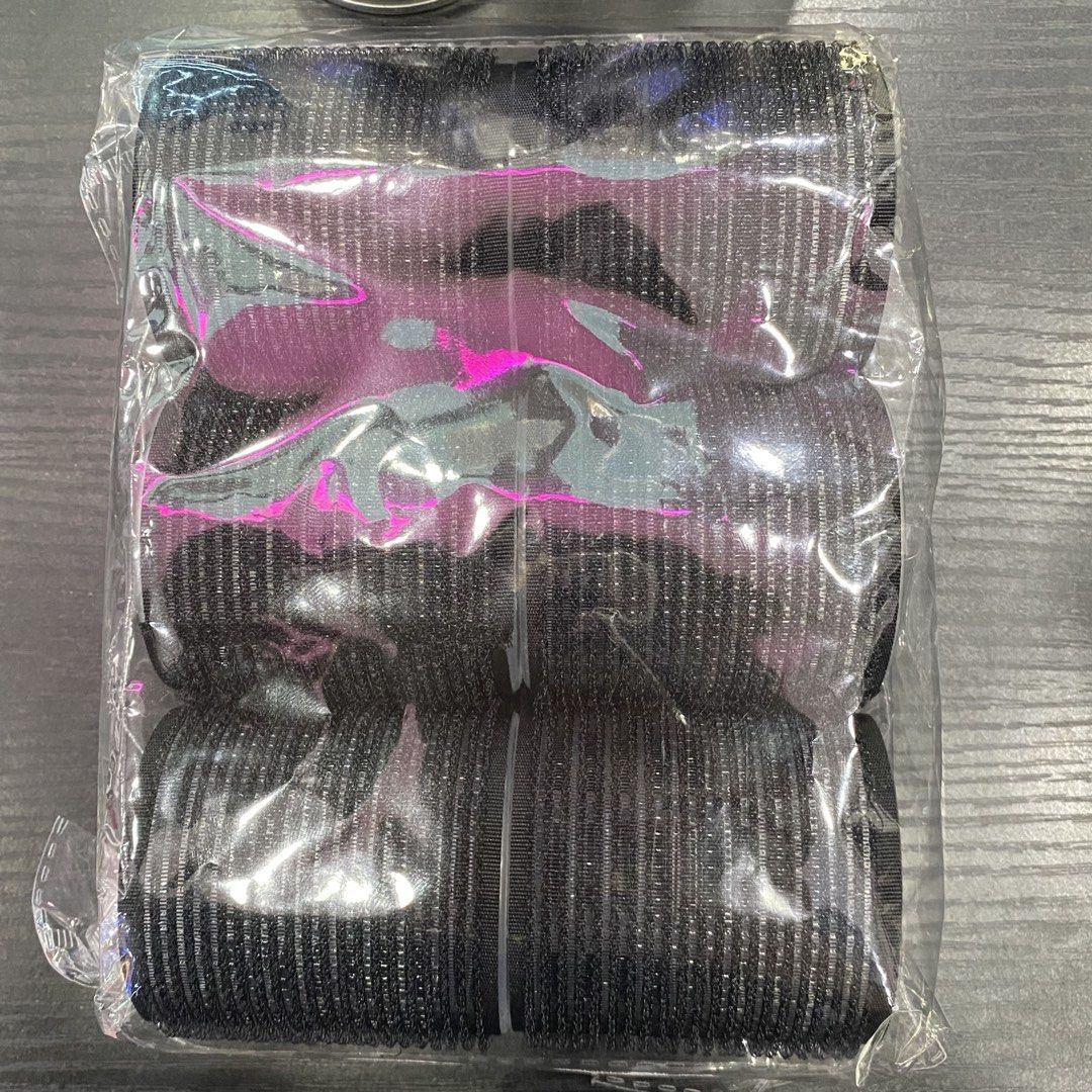 5.5Cm 6N1 Hair Roller Black-0406530020677 (Category: Hair Accessories) located in Paranaque City. Submitted by gladkingphilippines (Listing ID 1434200143, Image 1). Description: .