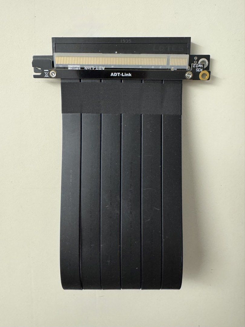 ADT-Link PCIe 4.0 x16 Riser Cable441438643023390720