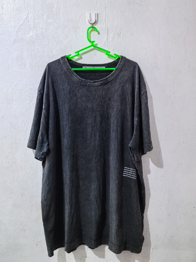 Alexanderwang Acid Wash Oversized Tshirt (Category: Tshirts & Polo Shirts ) located in Lipa City. Submitted by donatzzz (Listing ID 1434177189, Image 1). Description: Alexanderwang Acid Wash Oversized Tshirt Size Tag: L Dimes: 25x30 Condition: Verygood / Need wash Color Rate : 10/10 Gcash or Bank Payment (BPI) Add 75 for shipping fee (J&T).