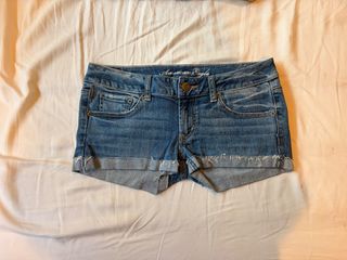 (Category: ) located in . Submitted by ellieeiee (Listing ID 1434255689, Image 1). Description: .
