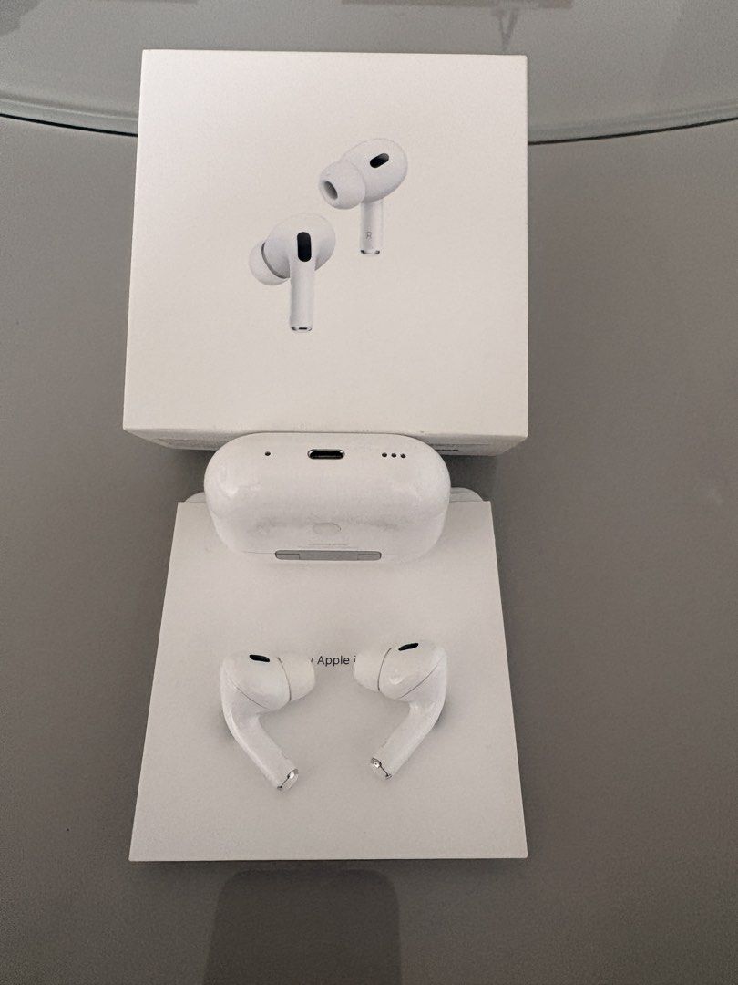 Apple AirPods Pro 2nd Generation437616204024401924