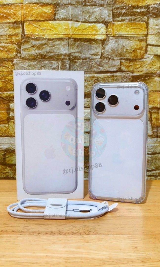 Apple iPhone 17 Pro Max 256gb Silver Like New (Category: iPhone 17 Series) located in Makati City. Submitted by cj_onlineshop.ph (Listing ID 1434240263, Image 1). Description: Used IP17 Pro Max Like new 100% Battery Health 🔋 114 Cycle Count (may go up after posting, using as a backup phone) Under Apple warranty until December 2026 Factory Unlocked, NTC openline Inclusions: Case, charging cord, box Minor issue: See last photo, small scratches sa 