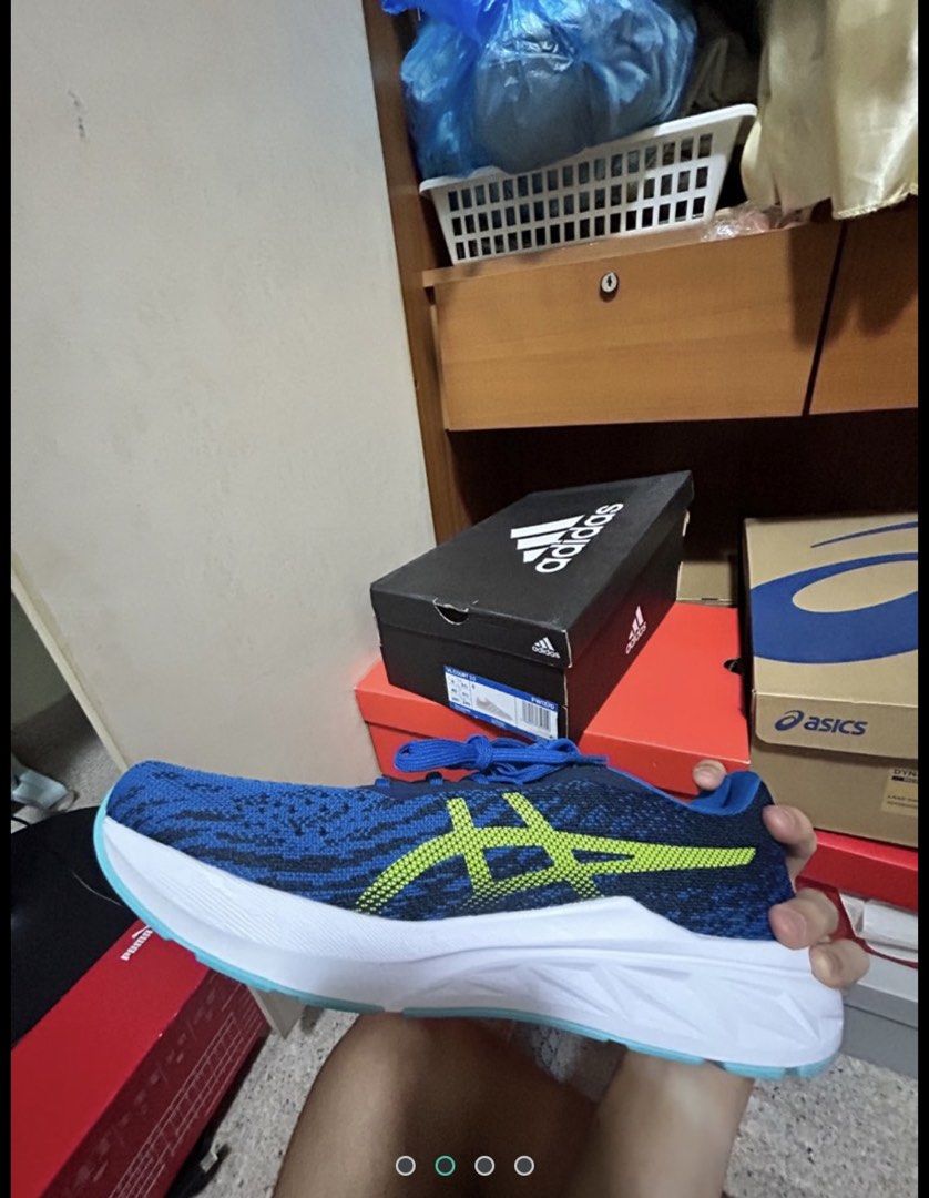 ASICS Dynablast 2 Running Shoes - Electric Blue/White (Category: Sneakers) located in Singapore. Submitted by mabellimxh (Listing ID 1434216951, Image 2). Description: - Brand new ASICS Dynablast 2 - Color: Electric Blue/White - Size: US 12 - Features FF Blast cushioning - Perfect for running and everyday use - Comes with original box.