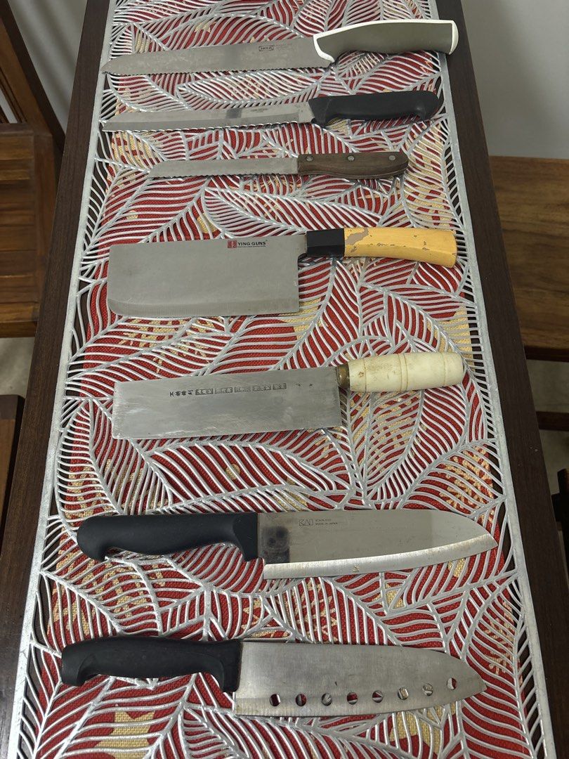 Assorted Kitchen Knife Set439503757887426560