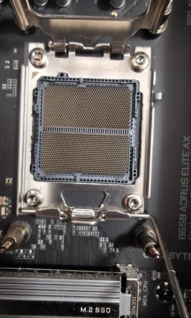 Gigabyte B650 Aorus Elite AX Motherboard436862941093570561