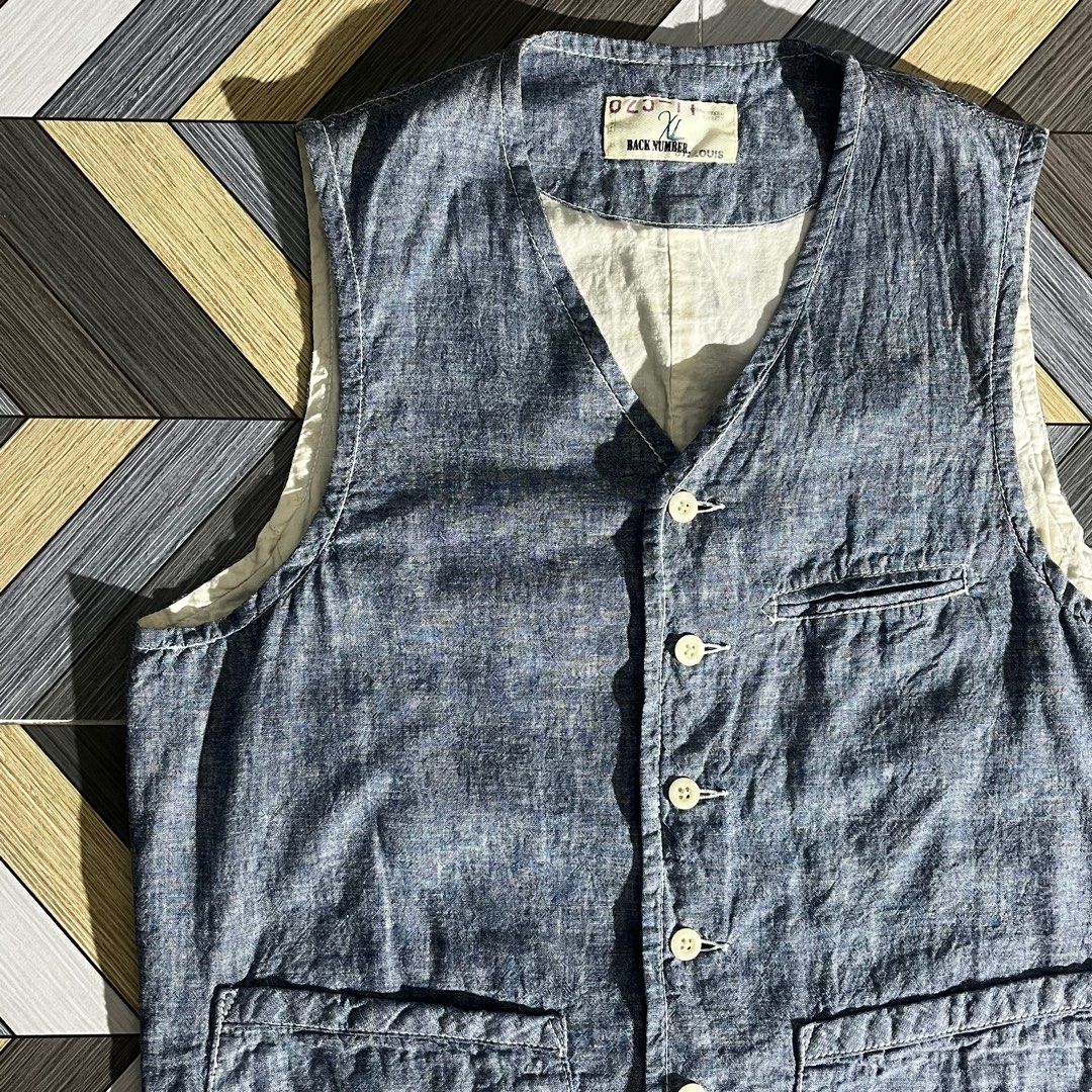 Back Number Cinch Back Chambray Vest (Category: Vests) located in Daraga. Submitted by th3cliquejunks (Listing ID 1434357072, Image 3). Description: Back Number Cinch Back Chambray Vest Tagged Size: XL Condition: 10/10 No issue Dimensions: Width: 21” Length: 26” - 2,280 Dm.