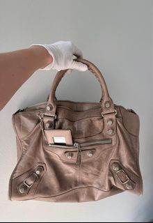 Louis Vuitton•Dior•Balenciaga• Gucci•Multiple Brands Collection item 3