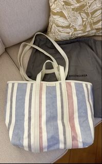 （分類：）位於 。 由 simonluvsky 提交（商品編號 1434273798，圖片 1）。簡介： 。