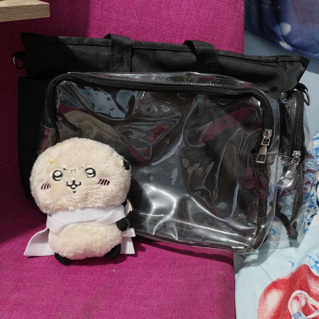 Black Itabag Fan Merch Display Bag with Big Space (Category: Cross-body Bags) located in Quezon City. Submitted by cade_solato (Listing ID 1434353454, Image 1). Description: - used as an Itabag for merch like pins and PLUSHIES - very spacious and can handle heavy things.