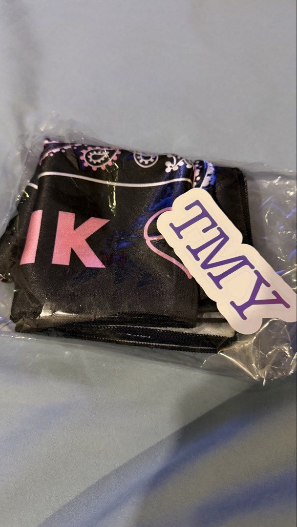 BLACKPINK DEADLINE WORLD TOUR SCARF (Category: Scarves) located in Bacolod City. Submitted by tmyshop21 (Listing ID 1434331194, Image 2). Description: - Brand new BLACKPINK bandana - Features a black background with pink paisley design - Includes the BLACKPINK logo - Made of a silky material - Square scarf - Still in original packaging.