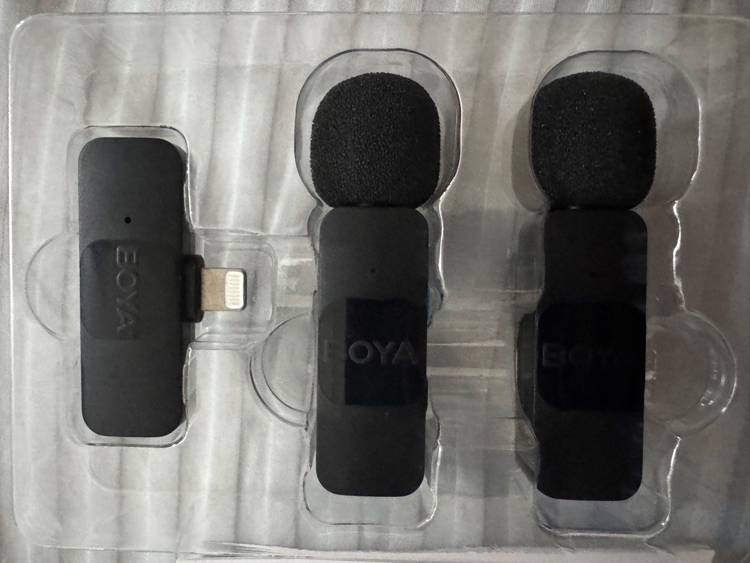 BOYA BY-V2 Wireless Microphone System for iOS437773346978539524
