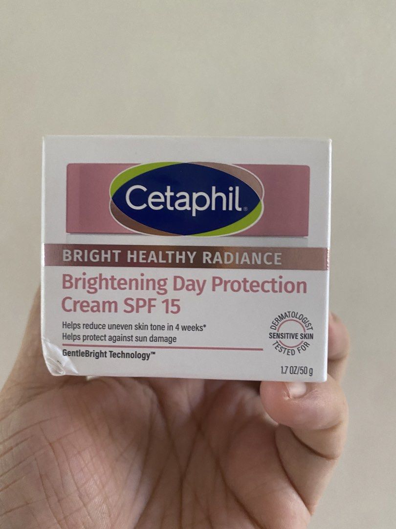 Brightening healthy rediance (Category: Face Care) located in Davao. Submitted by cmaebee (Listing ID 1434192296, Image 1). Description: Brandnew.