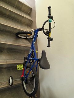 (Category: ) located in . Submitted by B.deal13 (Listing ID 1434202668, Image 1). Description: .