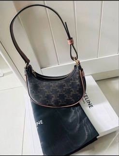 (Category: ) located in . Submitted by thriftthriftqueen (Listing ID 1434309695, Image 1). Description: .