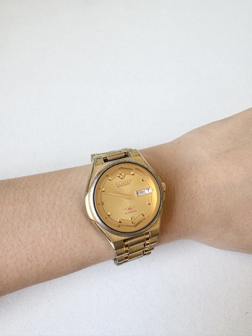Citizen Eagle 7 4-S81527 vintage gold watch (Category: Men's Watches) located in Iloilo. Submitted by sanfinowatches (Listing ID 1434180321, Image 3). Description: - day-date display - mechanical movement - screwback caseback.