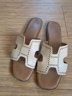 (Category: ) located in . Submitted by minabubu (Listing ID 1434265850, Image 1). Description: .