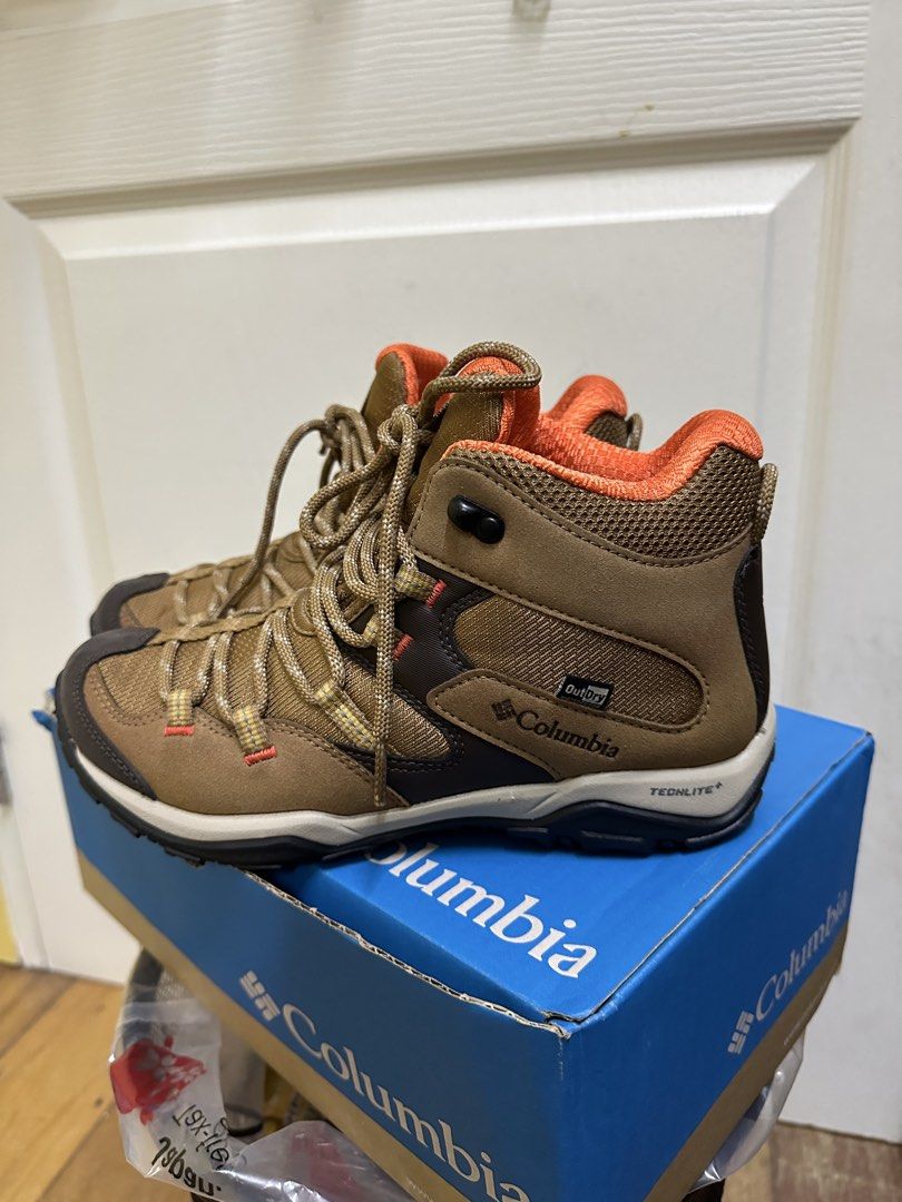 Columbia Womens Hiking Shoes (Category: Sneakers) located in Manila. Submitted by declutteringlot (Listing ID 1434337939, Image 3). Description: Used for one trip (not hike) Waterproof shoes Comes with box SIZE WOMENS US 6.5.