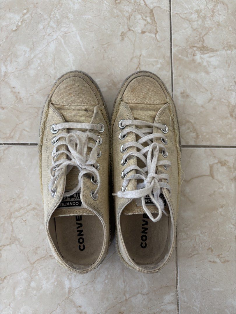Converse (Category: Sneakers) located in Putrajaya. Submitted by nadiaeryna (Listing ID 1434215313, Image 3). Description: .