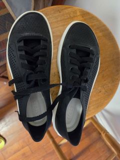 (Category: ) located in . Submitted by aeclothing (Listing ID 1434216852, Image 1). Description: .