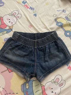 （分類：）位於 。 由 bbkiumom 提交（商品編號 1434326790，圖片 1）。簡介： 。