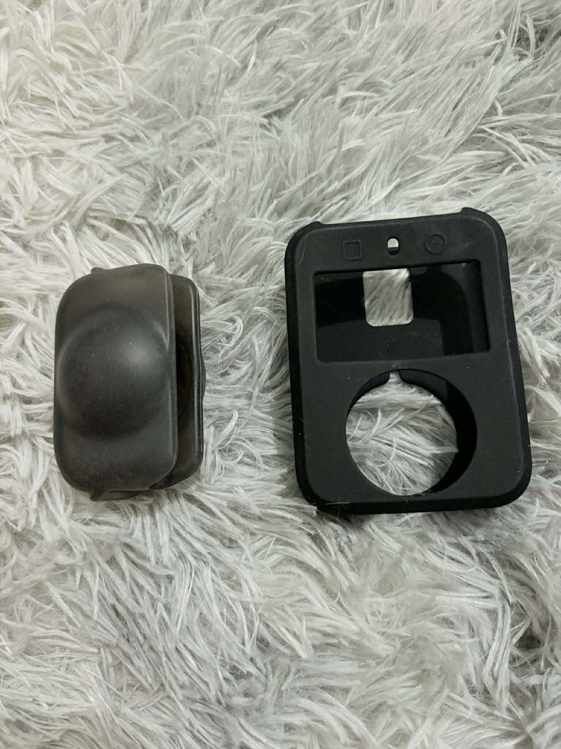 DJI Osmo Action 360 Camera (Category: Cameras) located in Las Pinas. Submitted by anythinganywearols (Listing ID 1434261554, Image 2). Description: - DJI Osmo 360 camera included - Comes with protective case, charging case, and Osmo case - Includes a selfie stick and charging cable - Camera features a front screen and lens - Black Osmo case with zipper - Black, extendable selfie stick all accessories included + 2 free bats rfs: need funds bought 