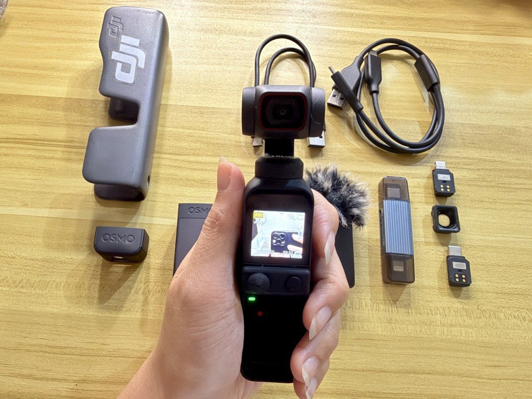 DJI OSMO POCKET 2 (Creators Combo) (Category: Cameras) located in Valenzuela. Submitted by azzipazzip24 (Listing ID 1434356185, Image 2). Description: Hi! I’m selling my DJI Osmo Pocket 2 Creator Combo. Bought in 2023 but rarely used—honestly got it because it was my dream to have a vlogging camera, but I realized it’s not practical for me since I’m not a vlogger naman talaga 😅. It’s been kept safely in my drawer most of the time. ✅ No dents ✅ N