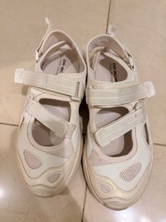 （分類：）位於 。 由 chantalll 提交（商品編號 1434320207，圖片 1）。簡介： 。