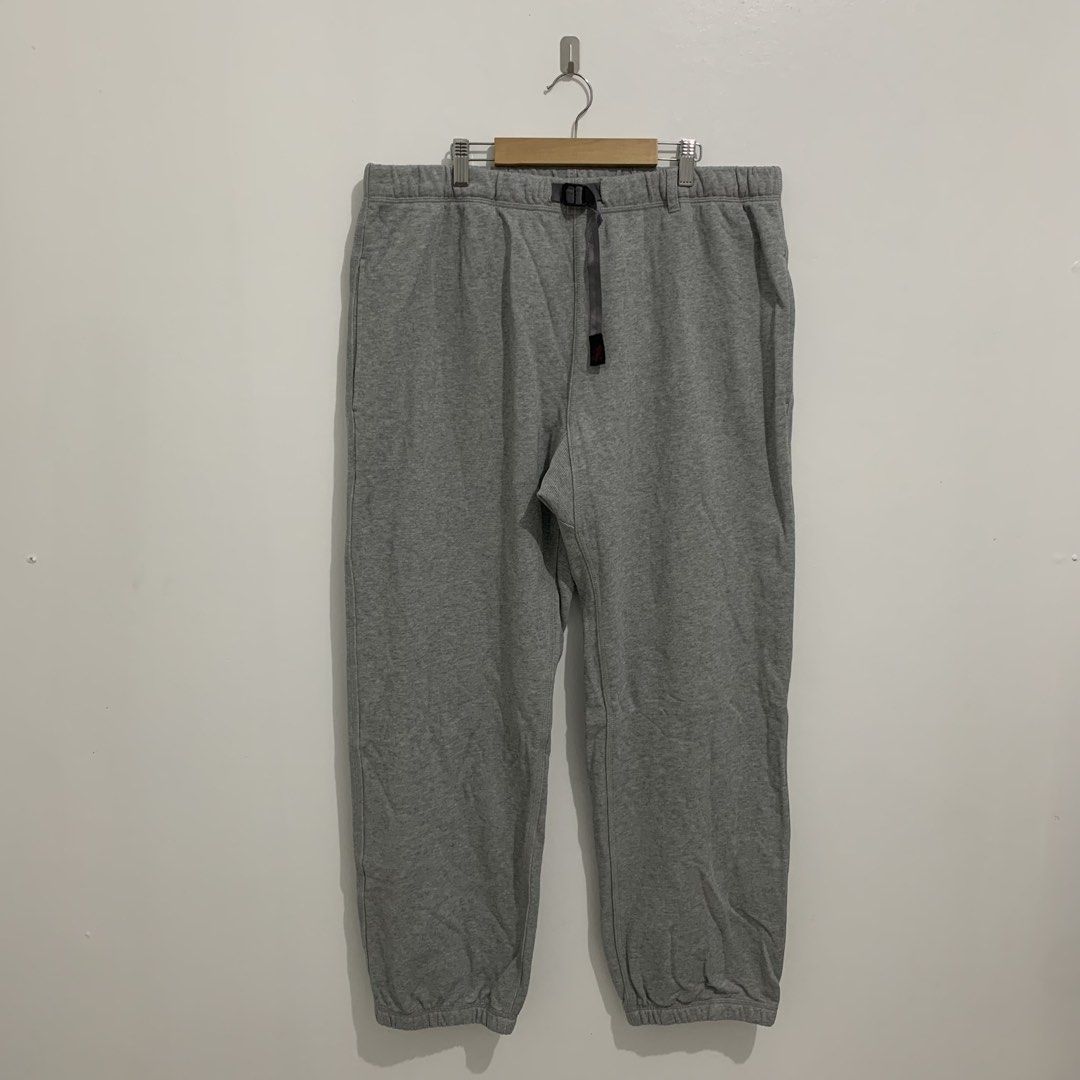 Gramicci Classic Heavy Weight Sweatpants (Category: Joggers) located in Tagaytay City. Submitted by deetstreet (Listing ID 1434269435, Image 1). Description: Waist: 30-34 Front rise: 17 Hip: 28.5 Thigh: 17.5 Length: 40 Knee: 16.5 Inseam: 30 Leg opening: 8 + sf.