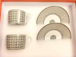 （分類：）位於 。 由 ahluxury 提交（商品編號 1434281549，圖片 1）。簡介： 。