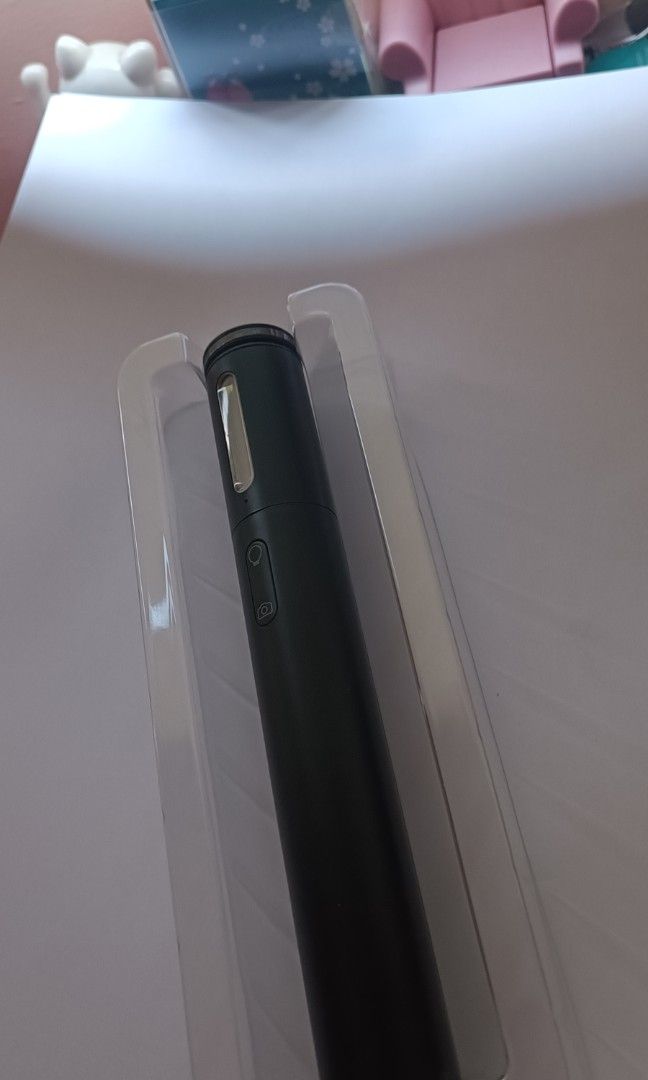 Huawei Selfie Stick (Category: Other Mobile & Gadget Accessories) located in Quezon City. Submitted by temmtem (Listing ID 1434261934, Image 2). Description: .