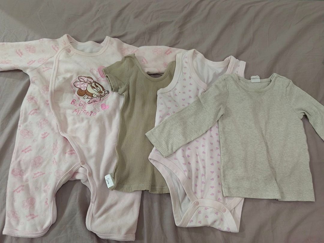 Infant Clothes Set of 4 (Category: Babies & Kids Fashion) located in Cebu City. Submitted by dudes_villanueva (Listing ID 1434192142, Image 1). Description: Infant Clothes Set of 4.